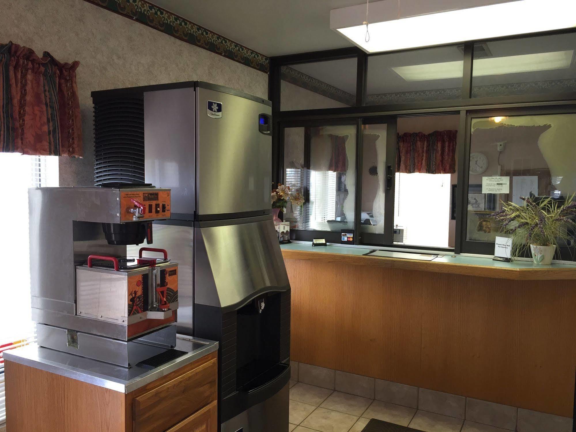 Motel 6 Wichita Ks South I35 Екстериор снимка